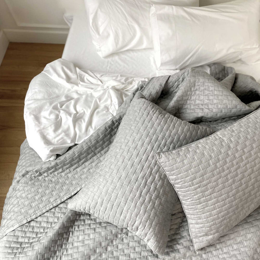 Bamboo Cotton Quilted Coverlet, Twin - Silver