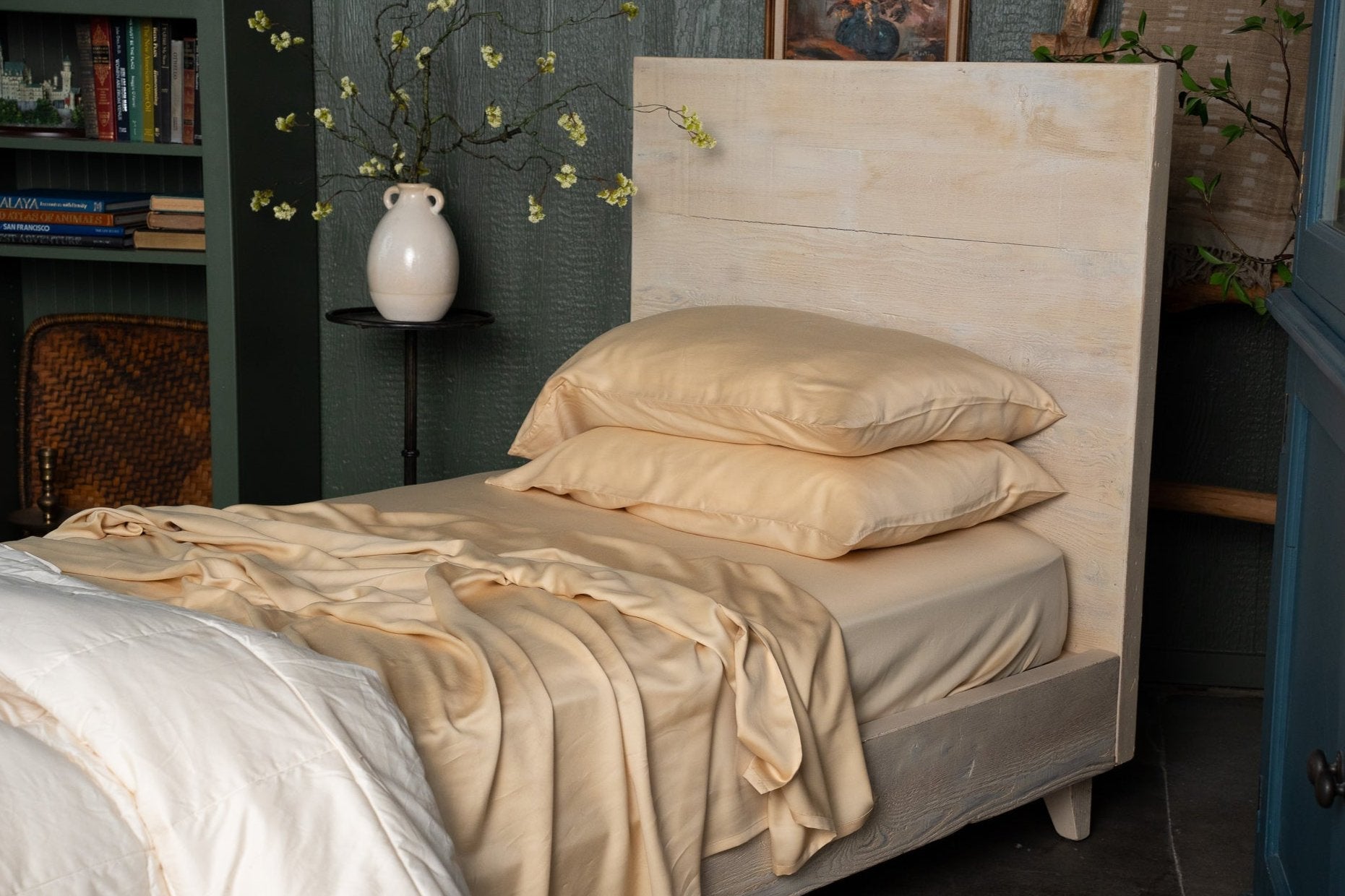 Kids TENCEL™ Sheet Set + Pillowcases by Nest Bedding®